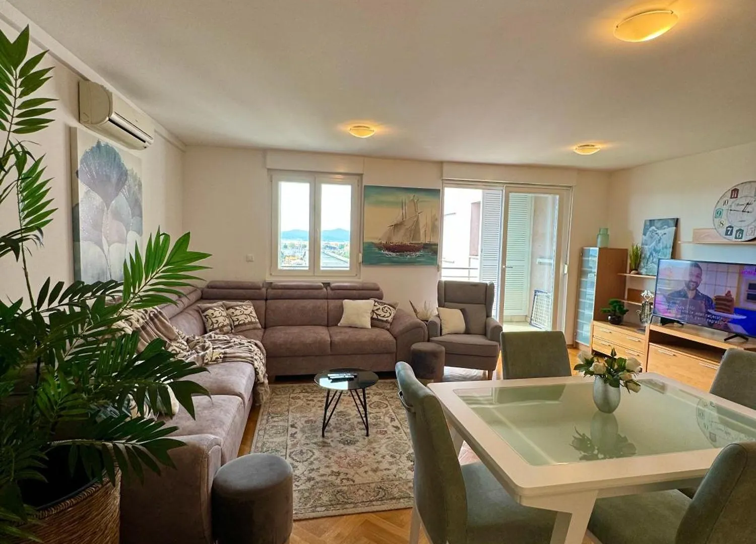 Sea Breeze Apartment Zadar 0*,  Croatia