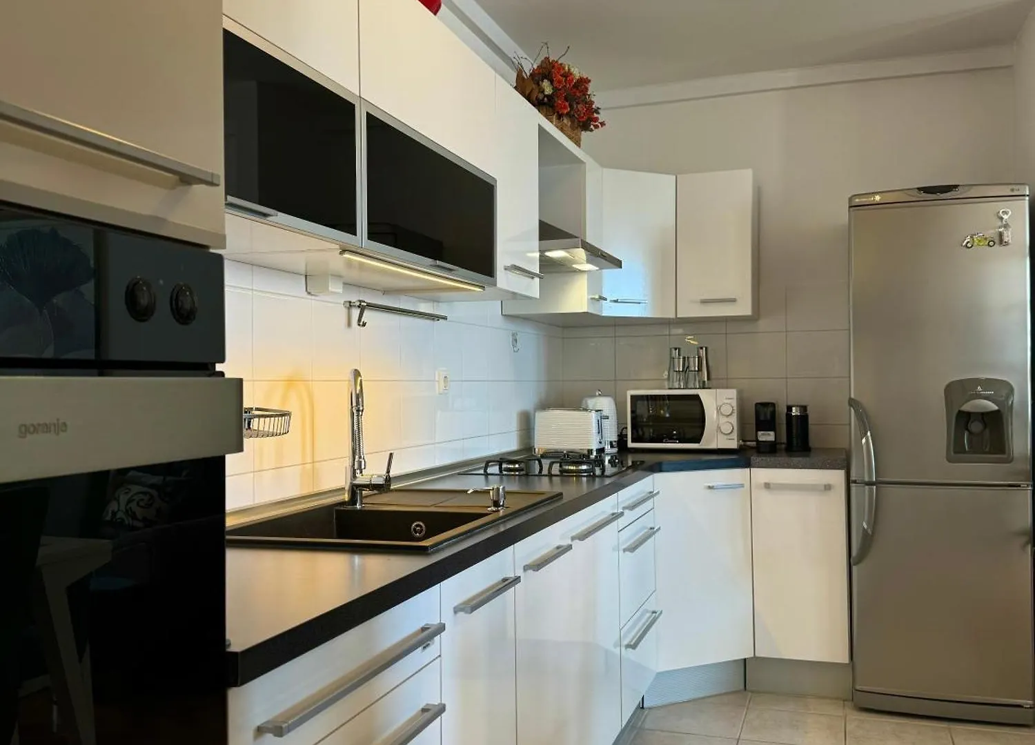 Sea Breeze Apartment Zara 0*,
